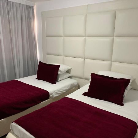 Pasithea Family Apartment Larnaca Exterior foto