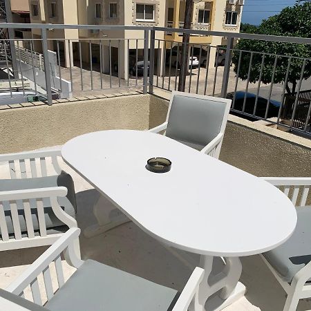 Pasithea Family Apartment Larnaca Exterior foto