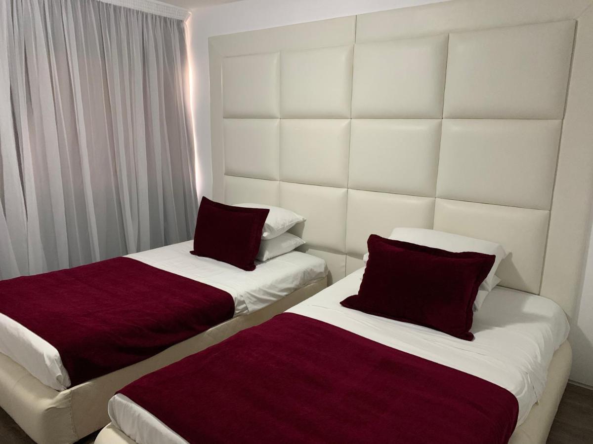 Pasithea Family Apartment Larnaca Exterior foto
